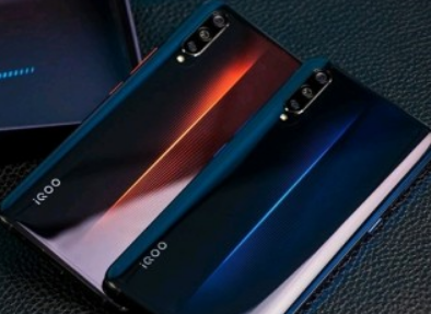 IQOO和vivo x27手机哪个好？vivo x27和IQOO对比详情